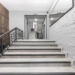 Apartment Spring *