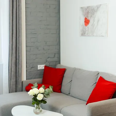 Spring Apartment *