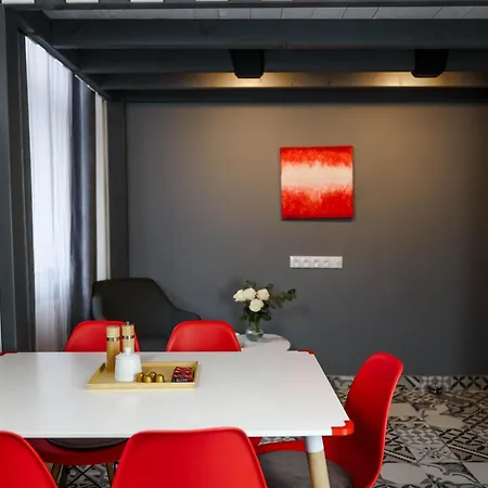 Spring 公寓 卡罗维发利